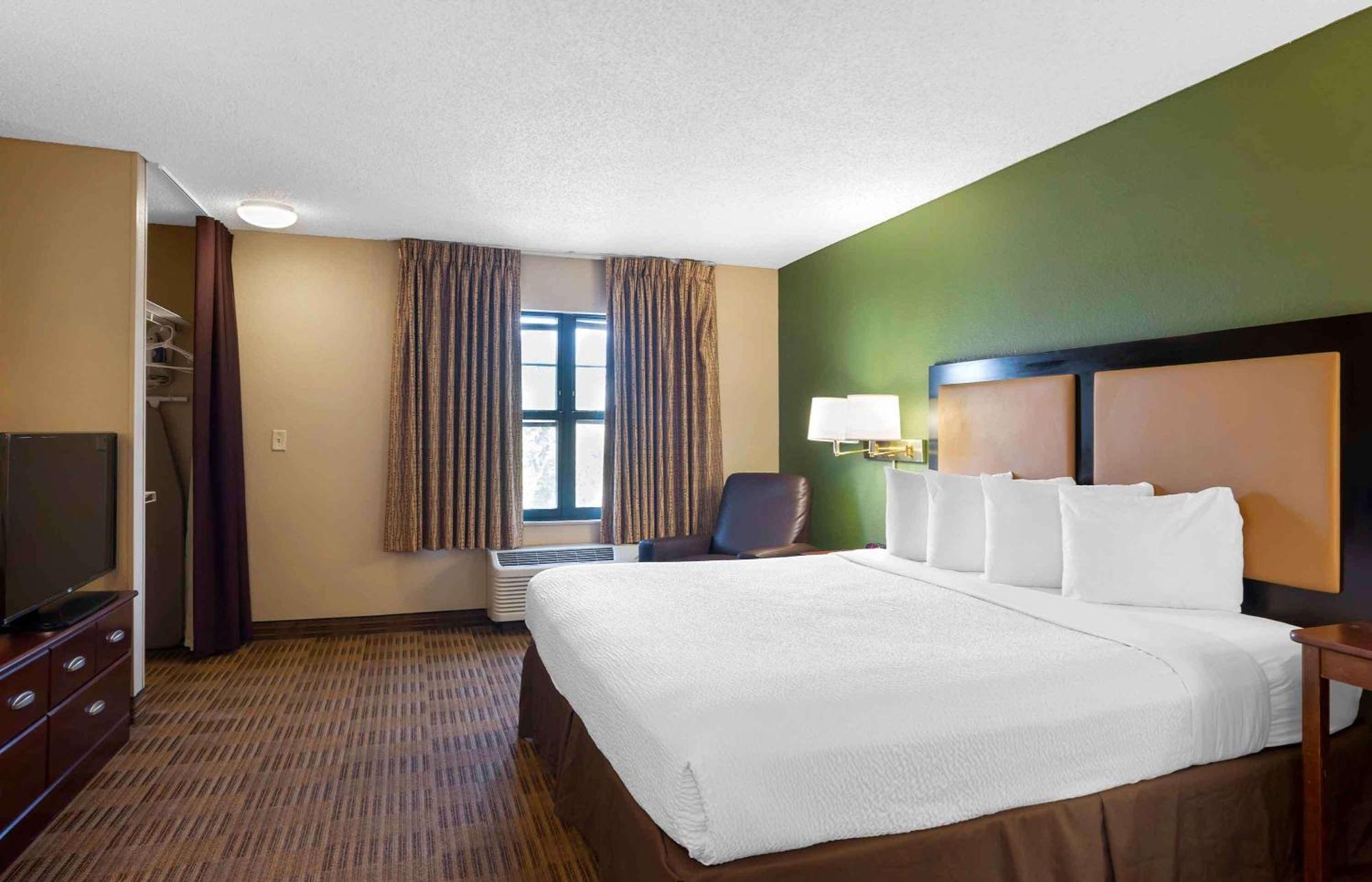 Extended Stay America Suites - Savannah - Midtown Exterior foto