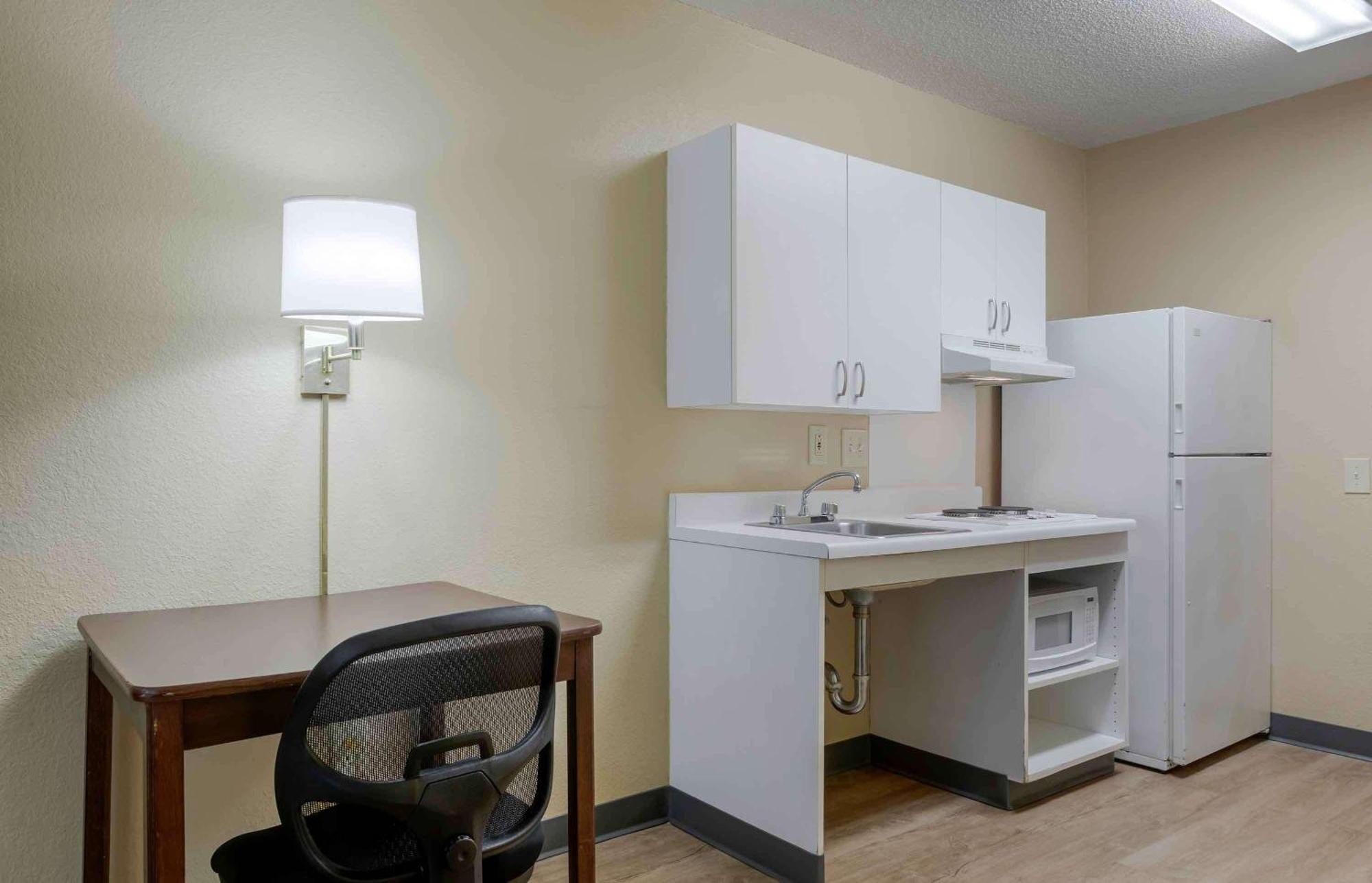 Extended Stay America Suites - Savannah - Midtown Exterior foto
